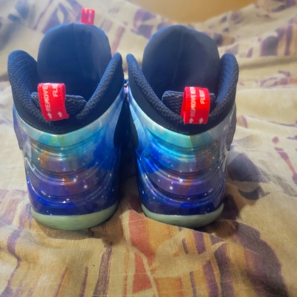 Sneakers - Picture 5 of 5